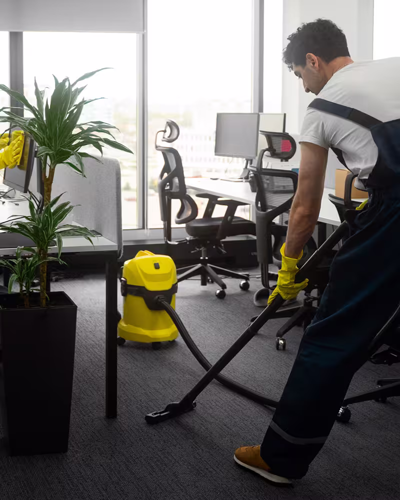 Entretien de bureaux professionnels Paris Île-de-France — NeoClean, nettoyage quotidien de locaux